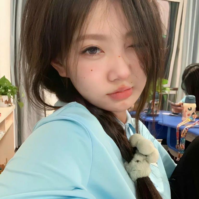 忧郁kitty猫