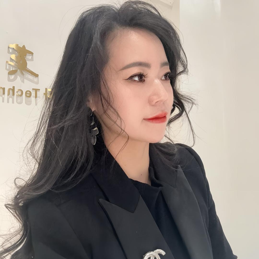 朱莉（让世界看到你）