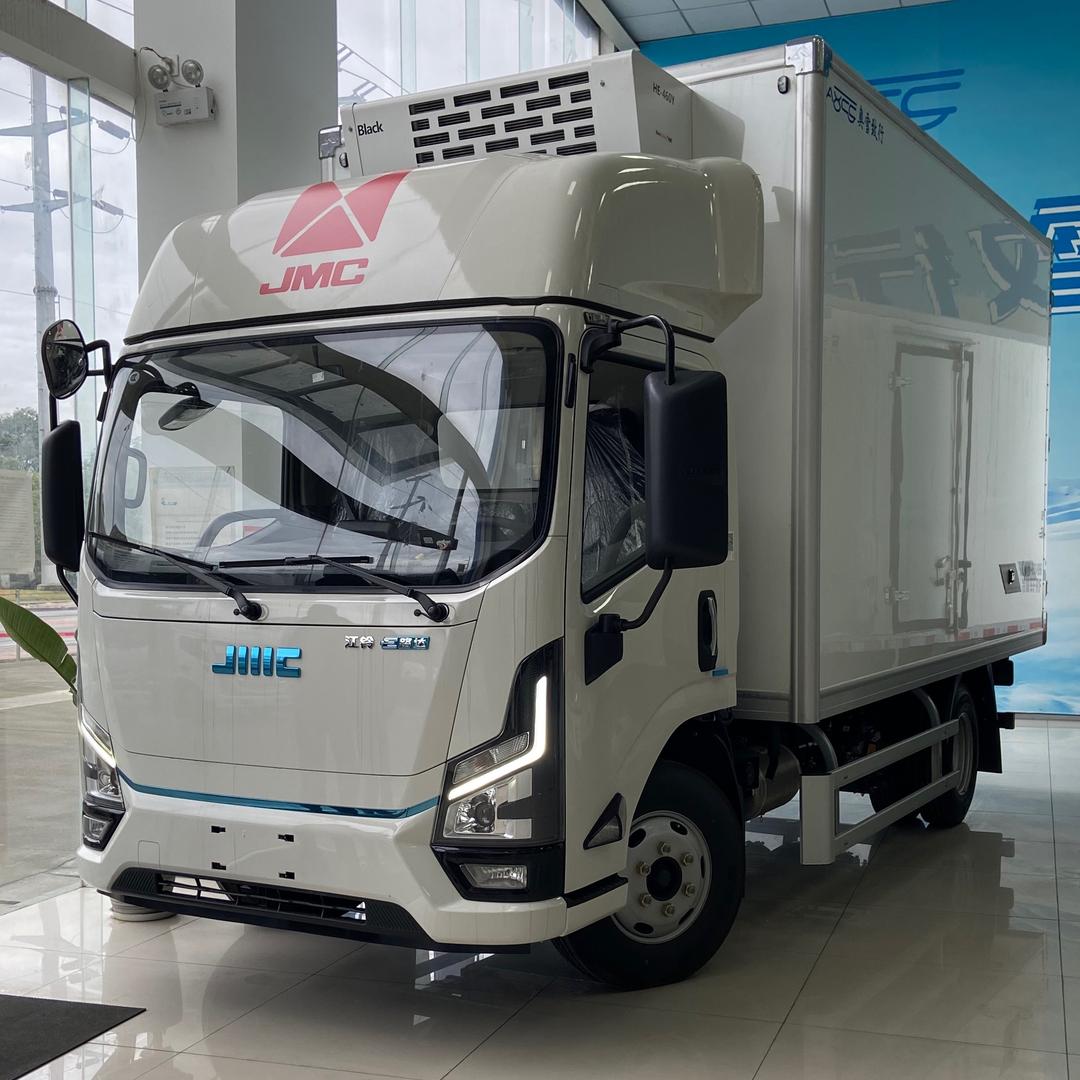 四川成都中集冷藏车厂家直销