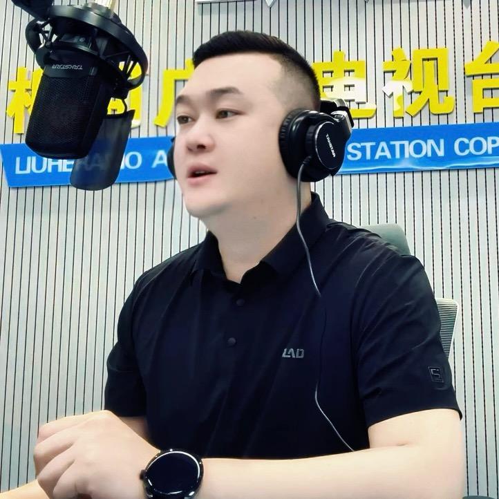 于朗
