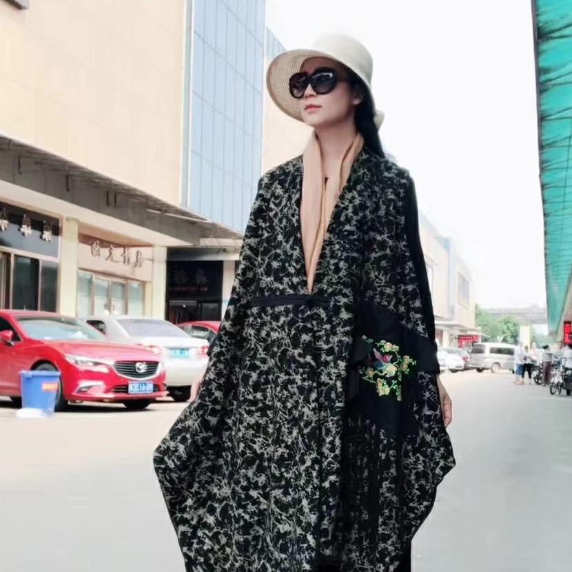 新饰界服饰商行悦享服饰