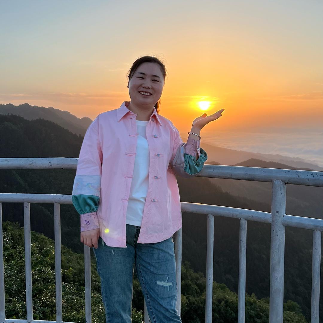 秀桂，加油 8号早9点歌拉丝歌洗发水专场