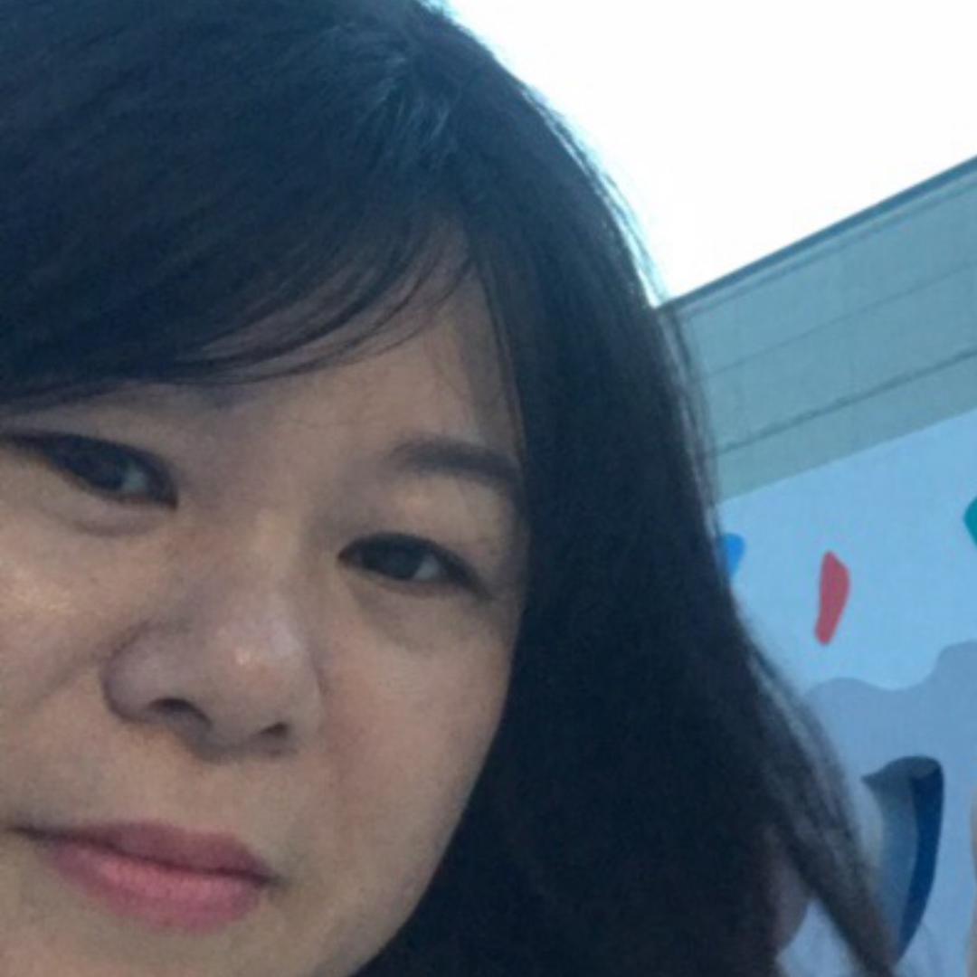 谢莹教练。