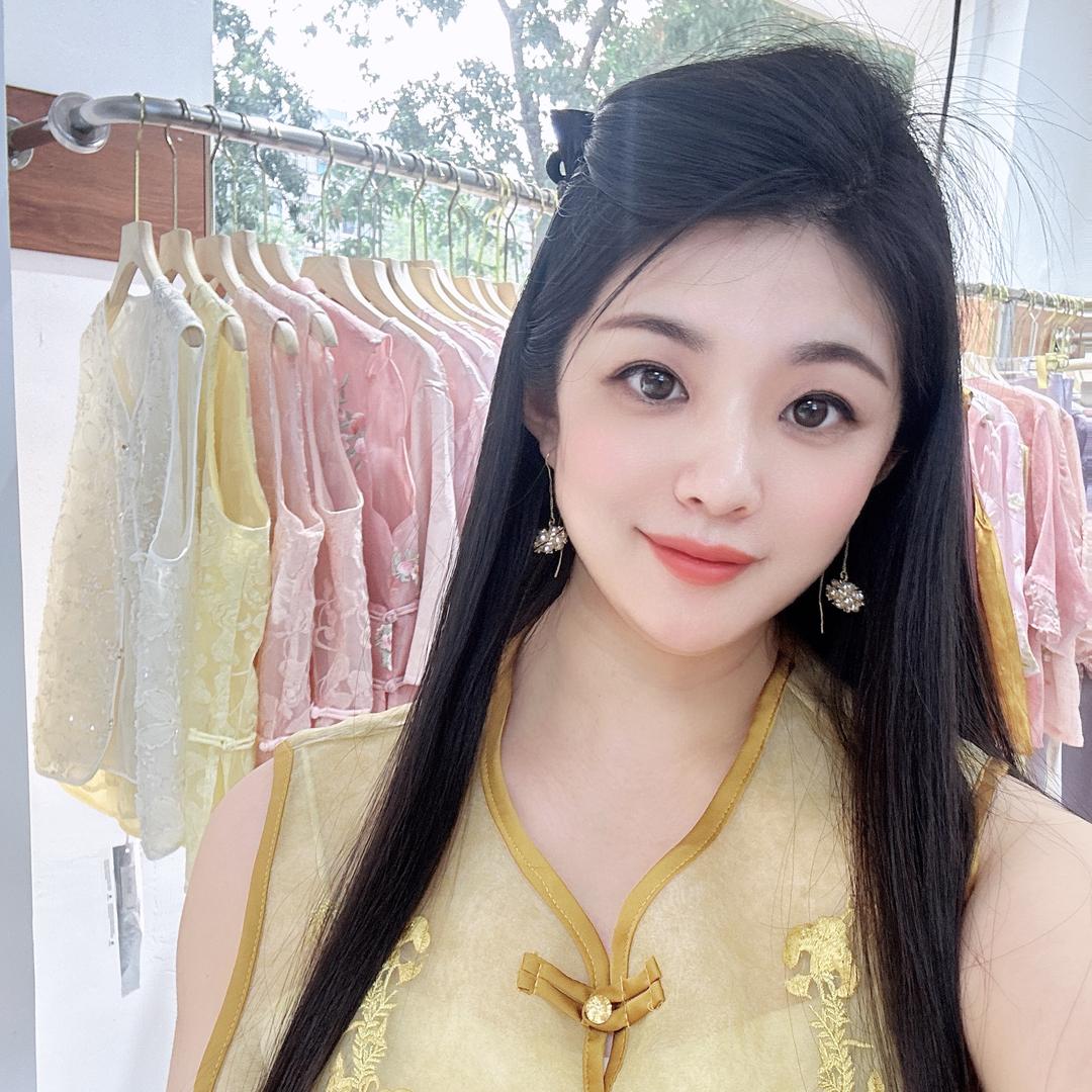 安丘 四季 YOU NI 女装