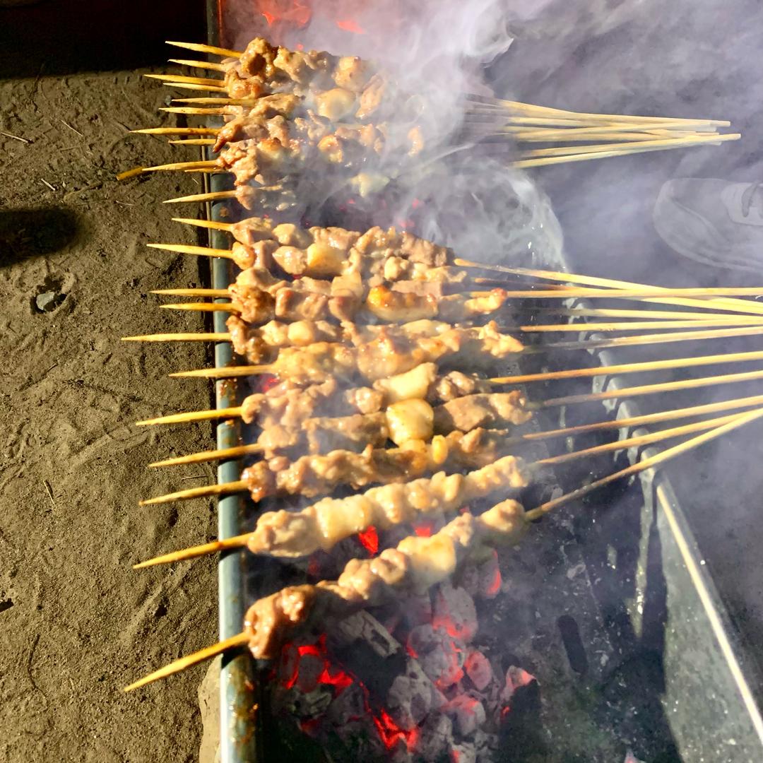 怀旧地摊溜达串