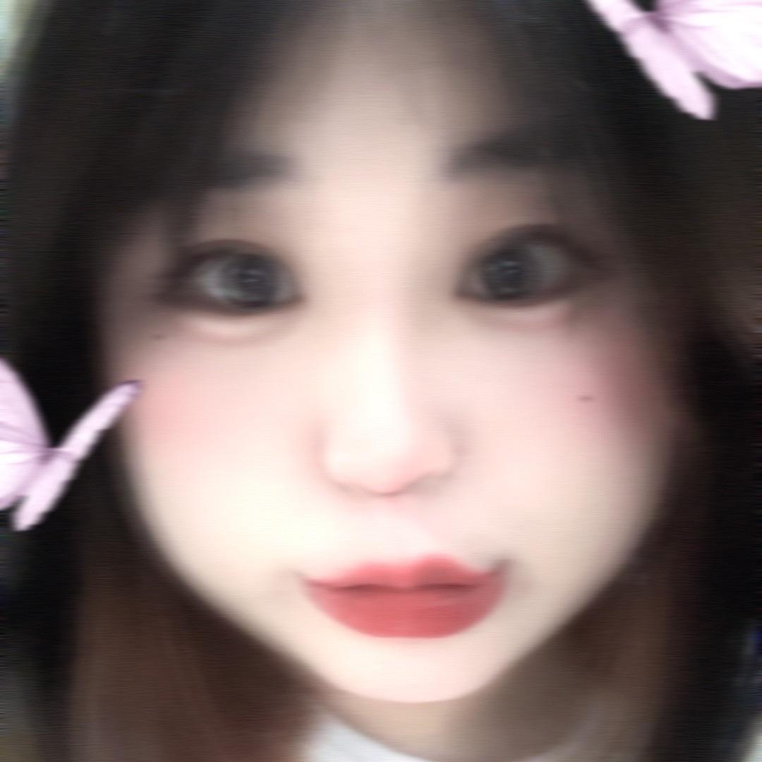 凤妮吃饱了