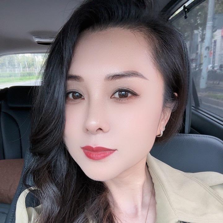 黑牡丹｛戏中人｝