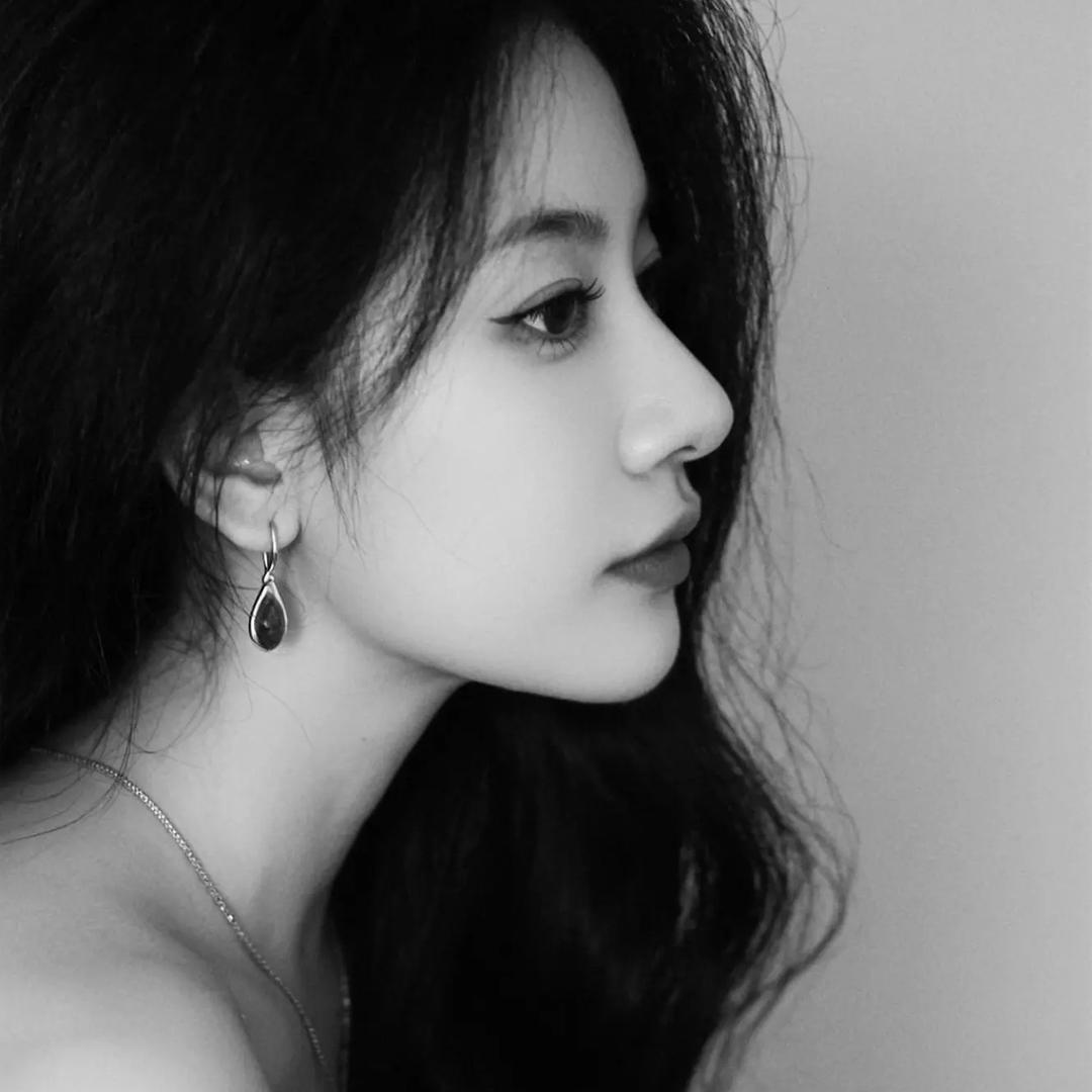 🌔🌗🌘🌓🌒🌖🌑