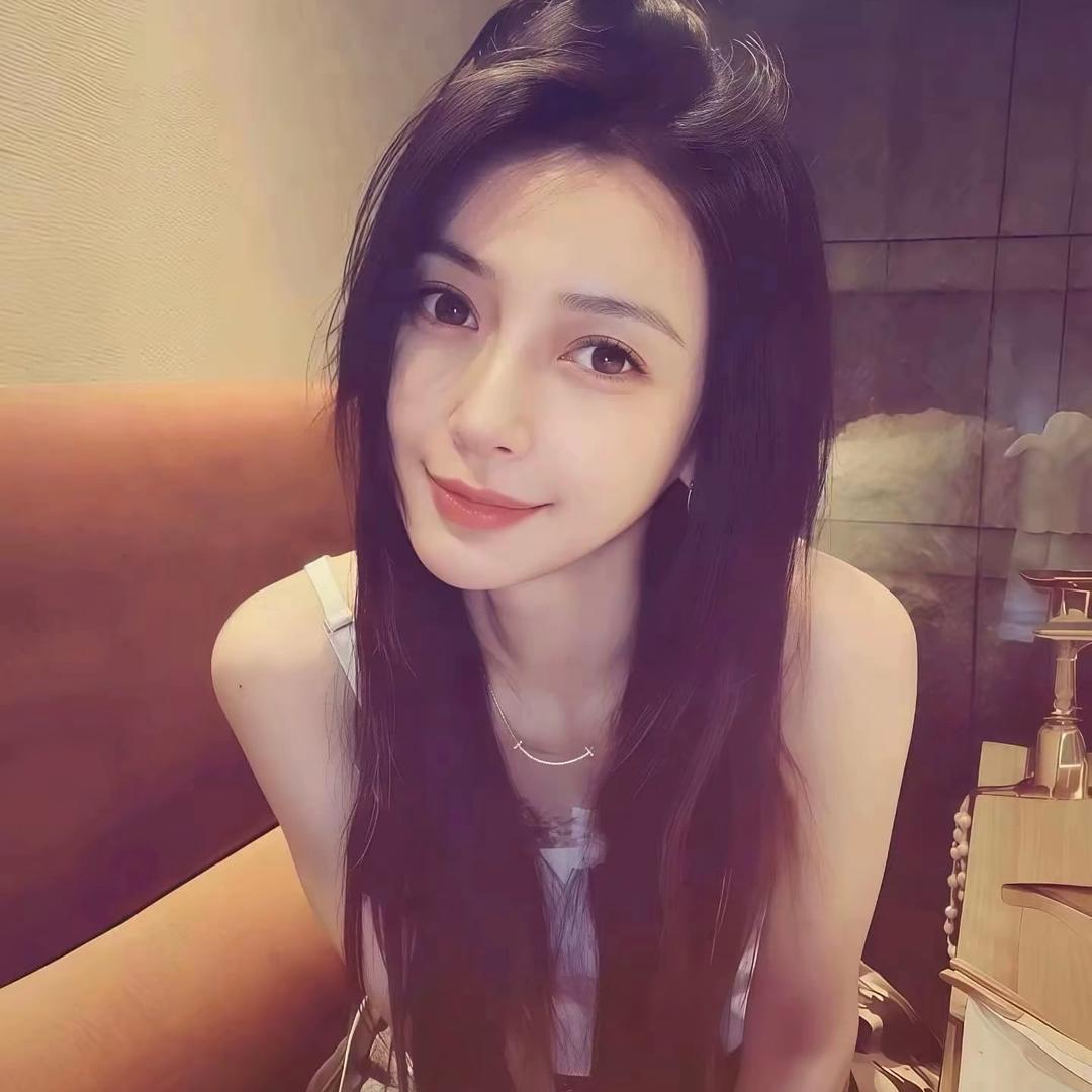 欣欣欣欣