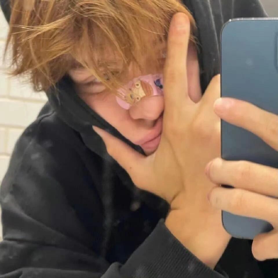 悲伤老头没低保💵