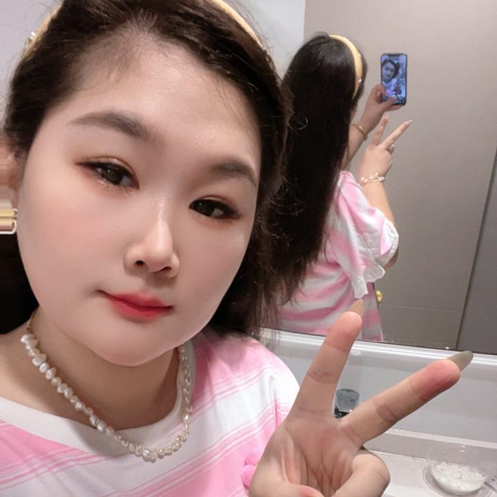 正阳县朱妞妞服装店