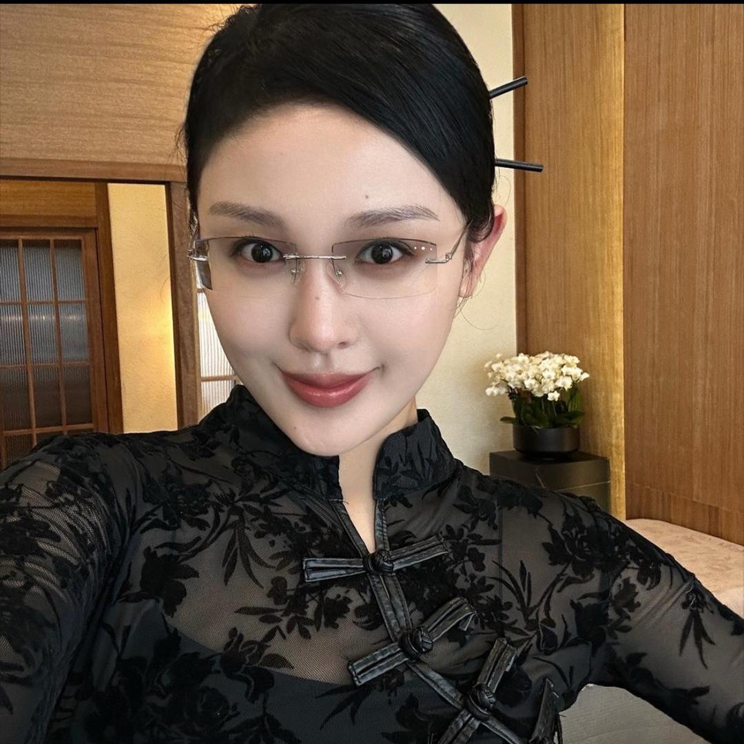 小阿俏直播日常（直播号🔍破烂女王）