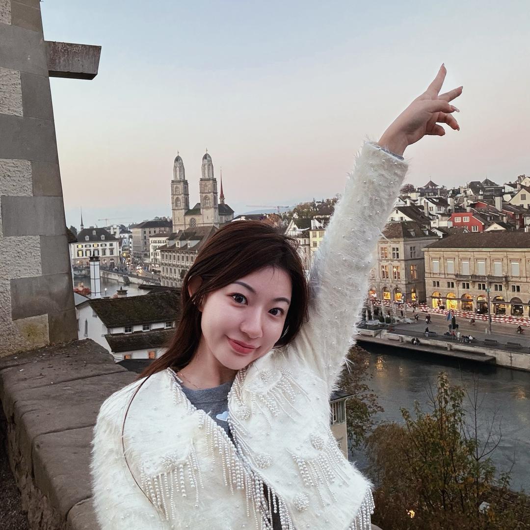 37岁的素雯在欧洲