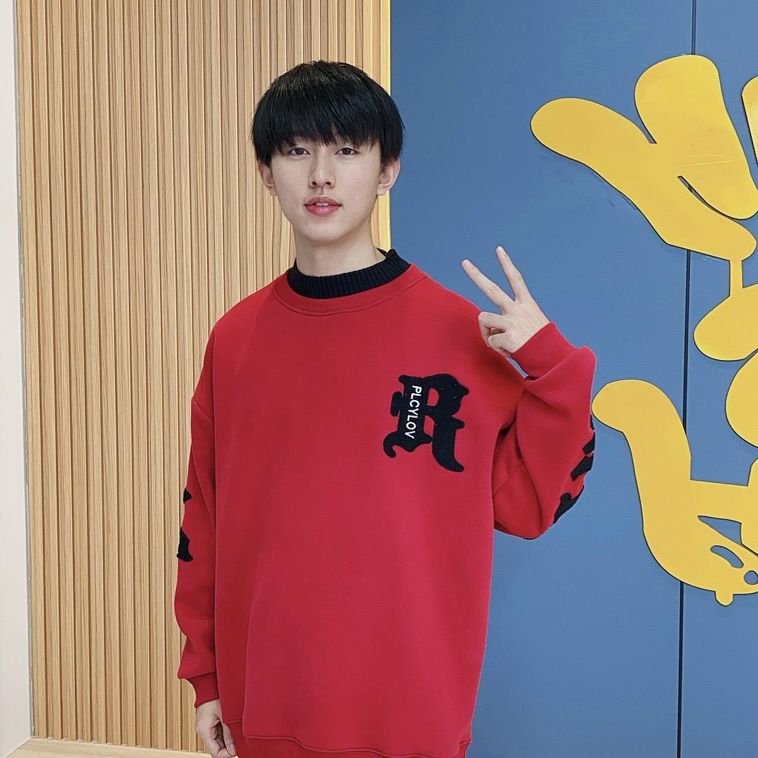 宝鑫格青少年服饰