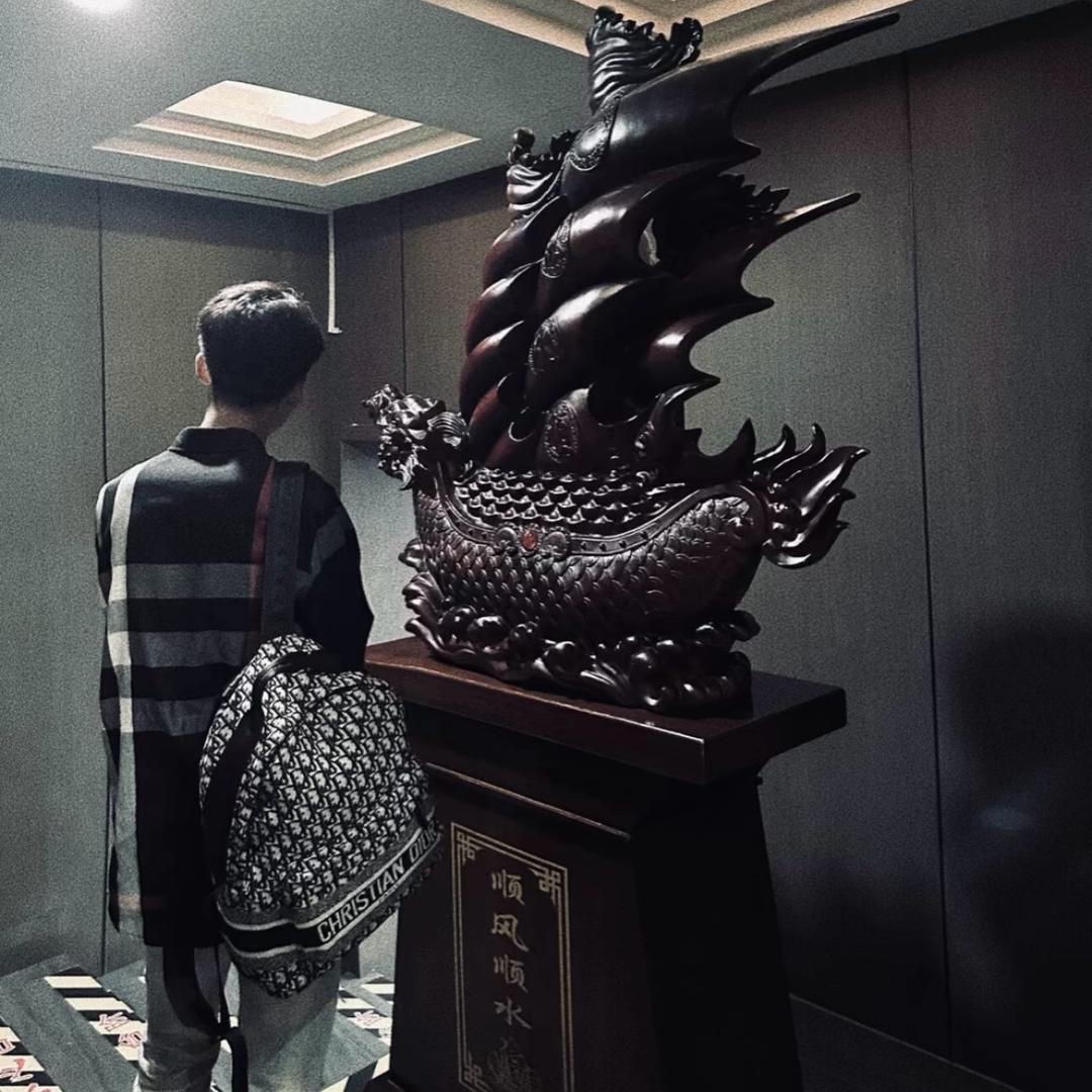 山水别相逢