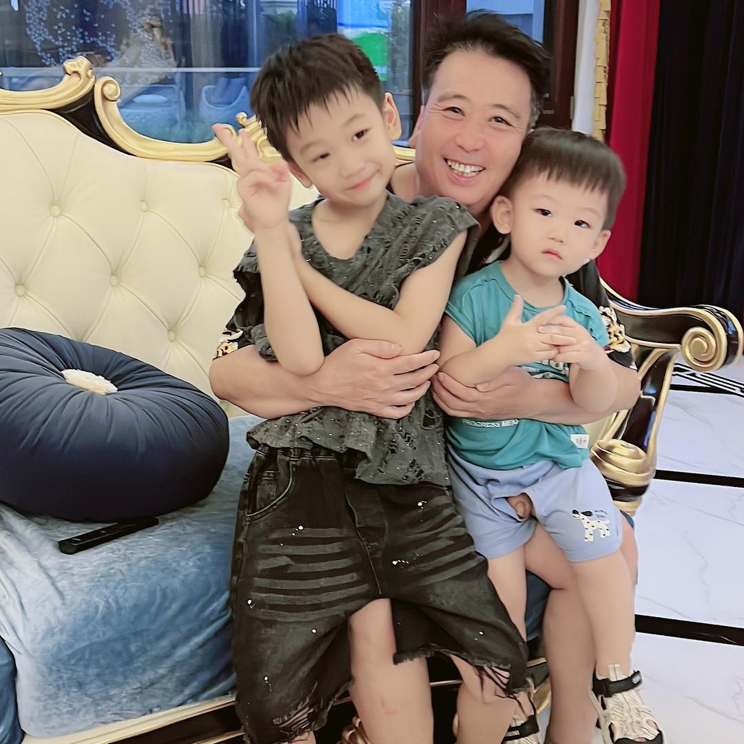 金刚爸