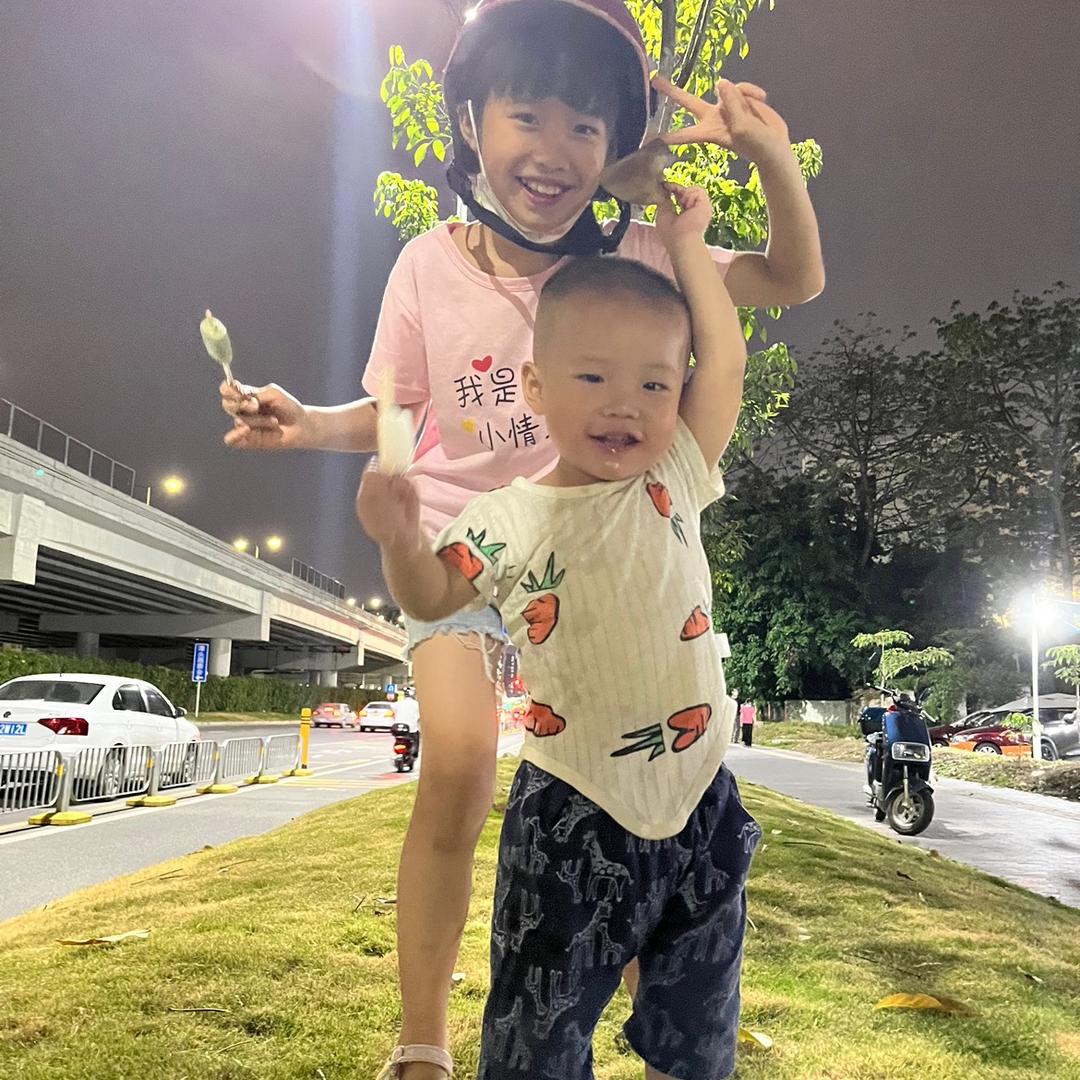 糊涂虫？？。