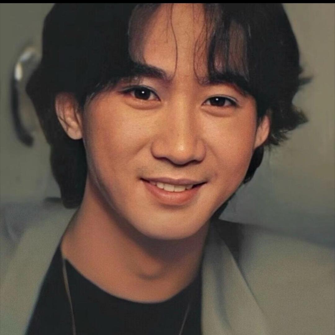 小罗😎🎬🏆🎵💲🟰🇨🇳