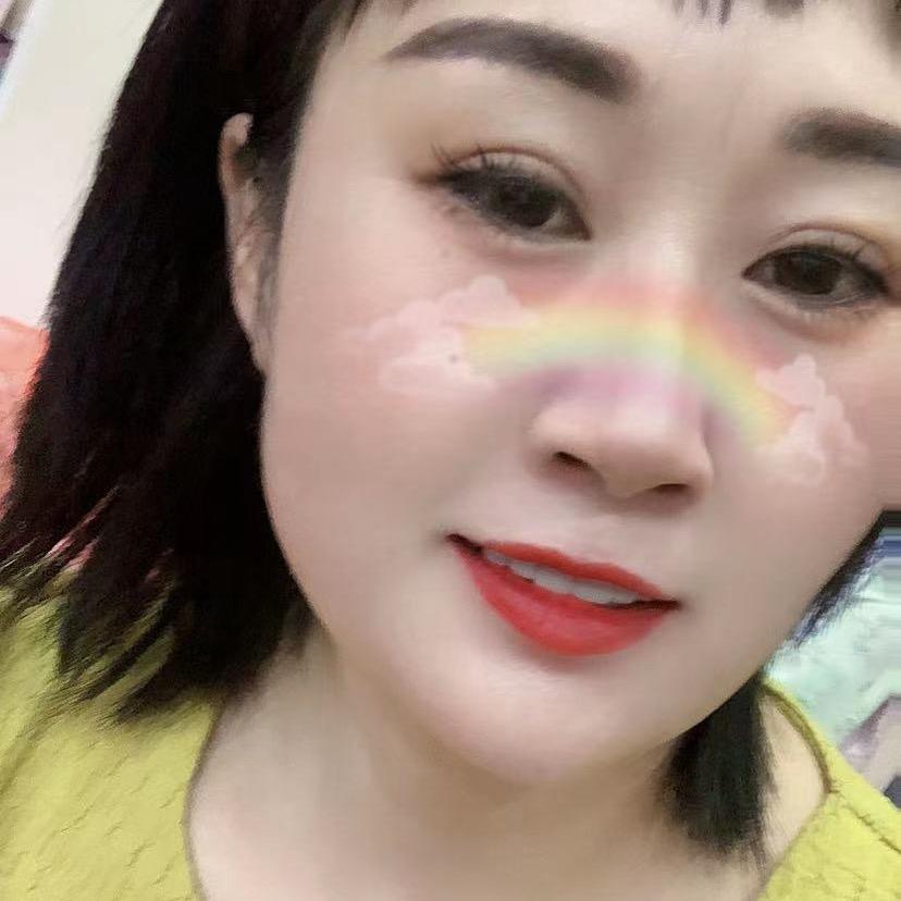 @若相惜~尼兰西穿搭护肤