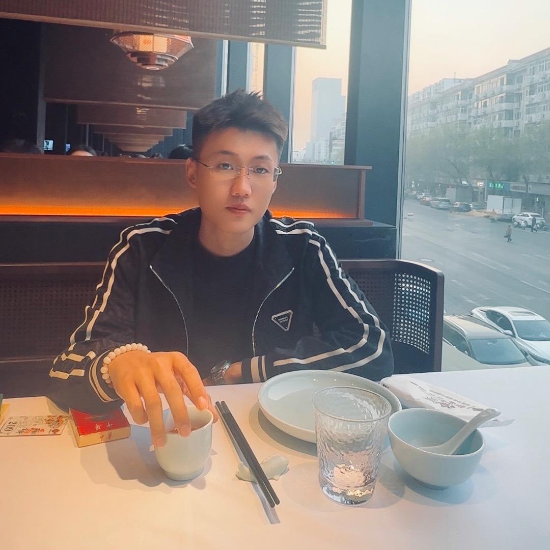 王颢博💕