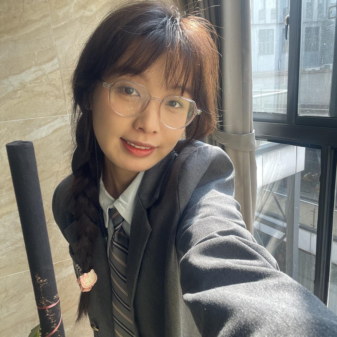 小月月Yaaa