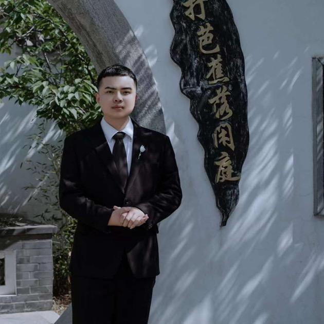 木易是个编导