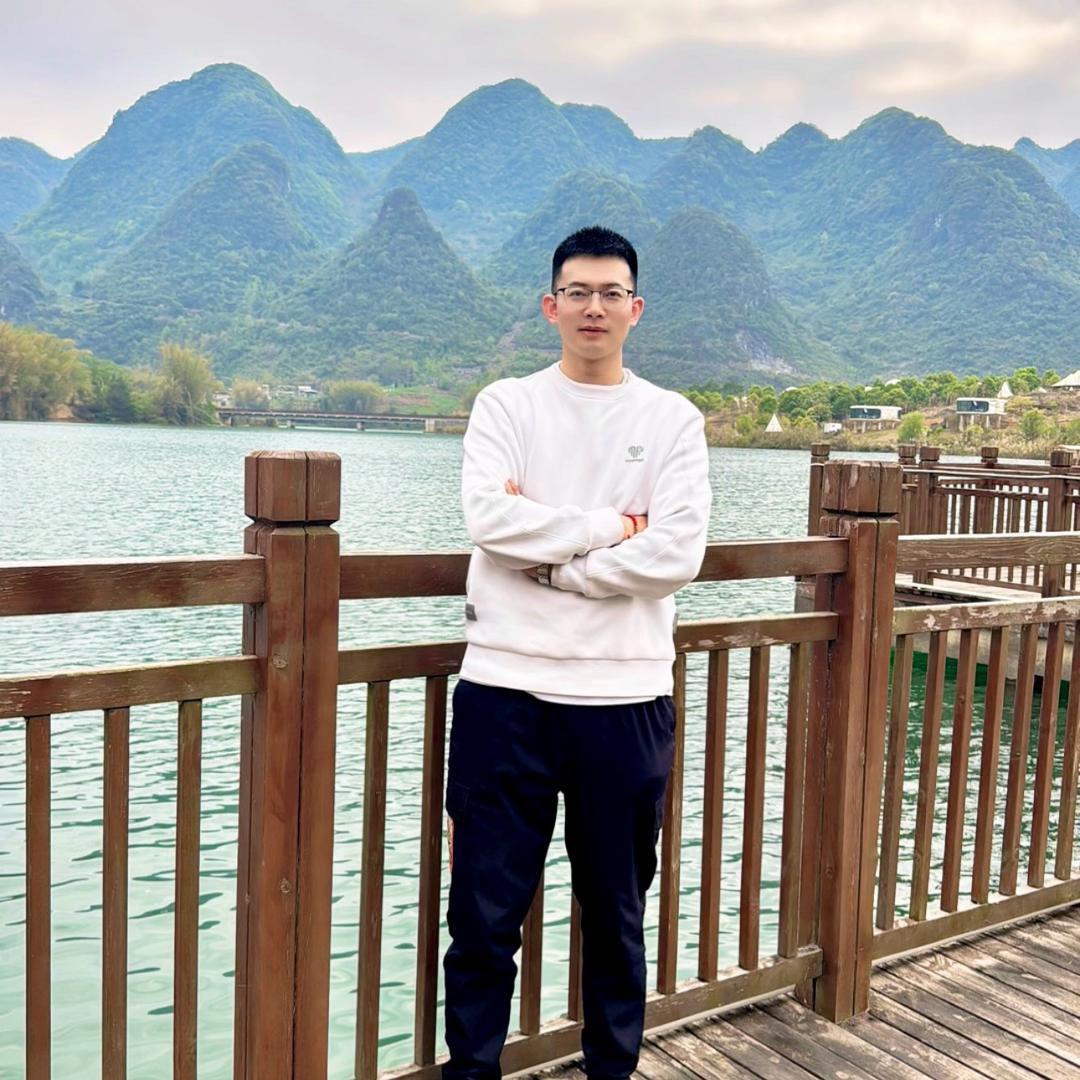 新疆陈小哥
