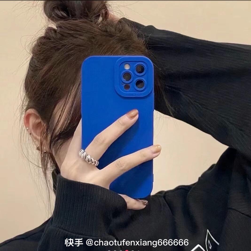 wy