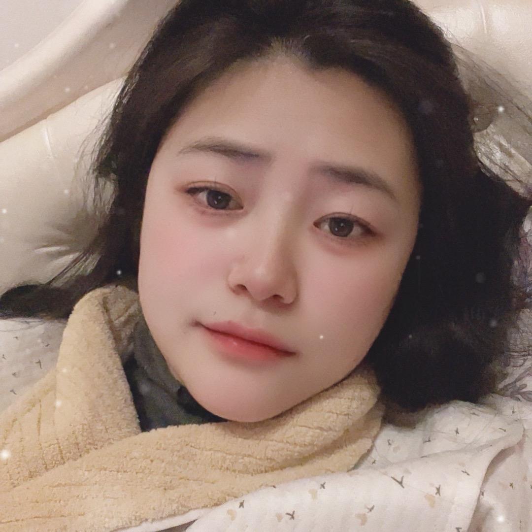 燕子（🧪皮夹克已上岸）川妹子