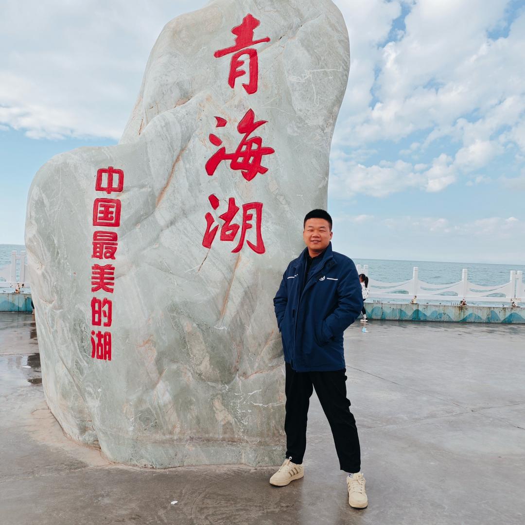 韩啊智（只只）