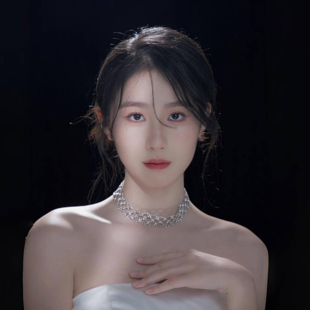 鹿瑶知Money