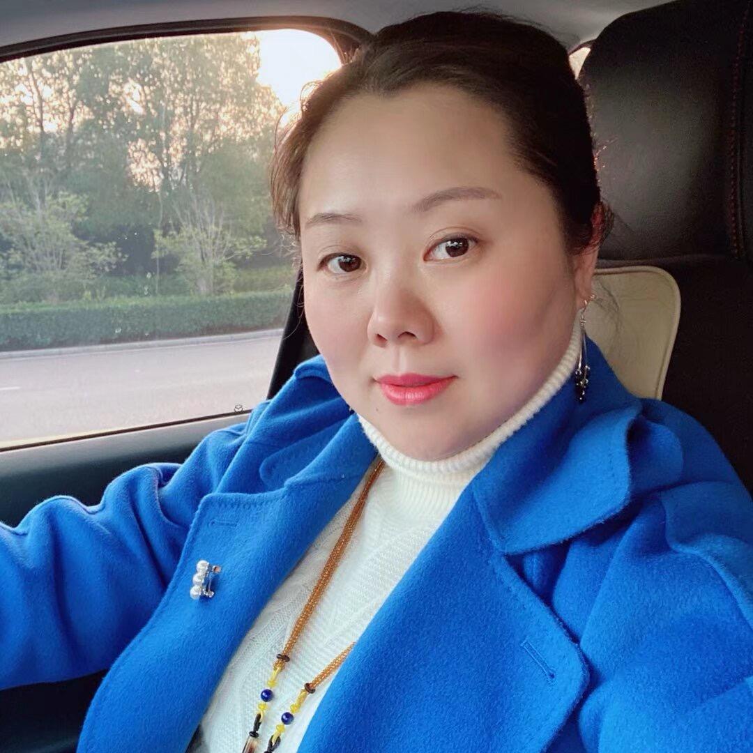 依旧是女王