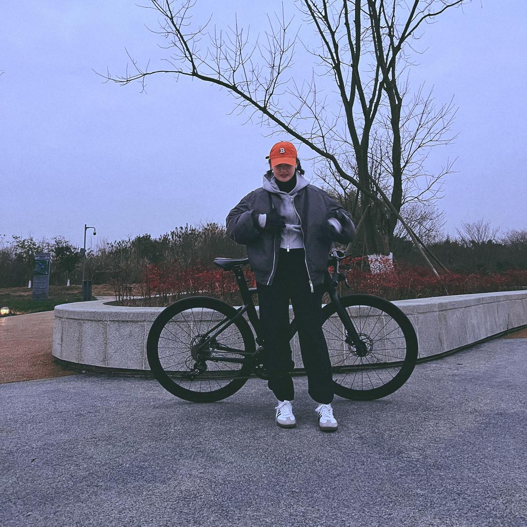 没有盖子的瓶子🫙