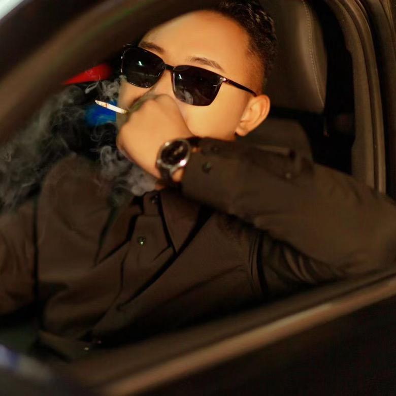 A。 鸿丰机械工程，盖佳豪💕