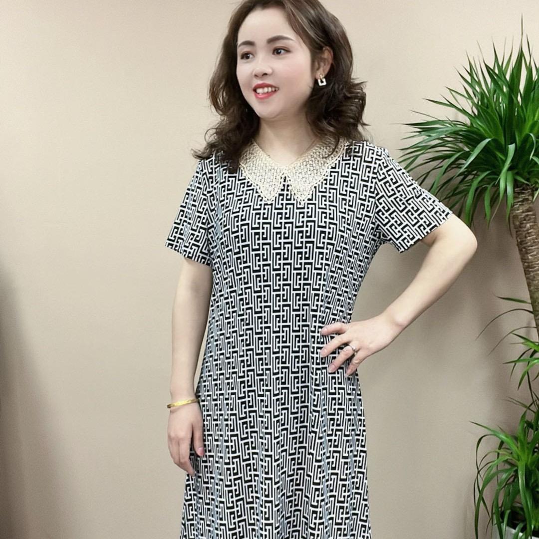 滟滟精品女装
