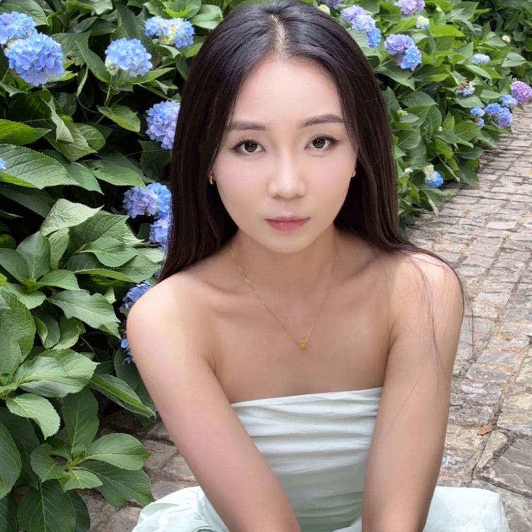 爱喝白开水💦