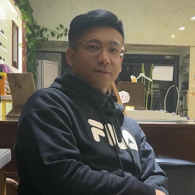 武汉坤哥（明泓眼镜）