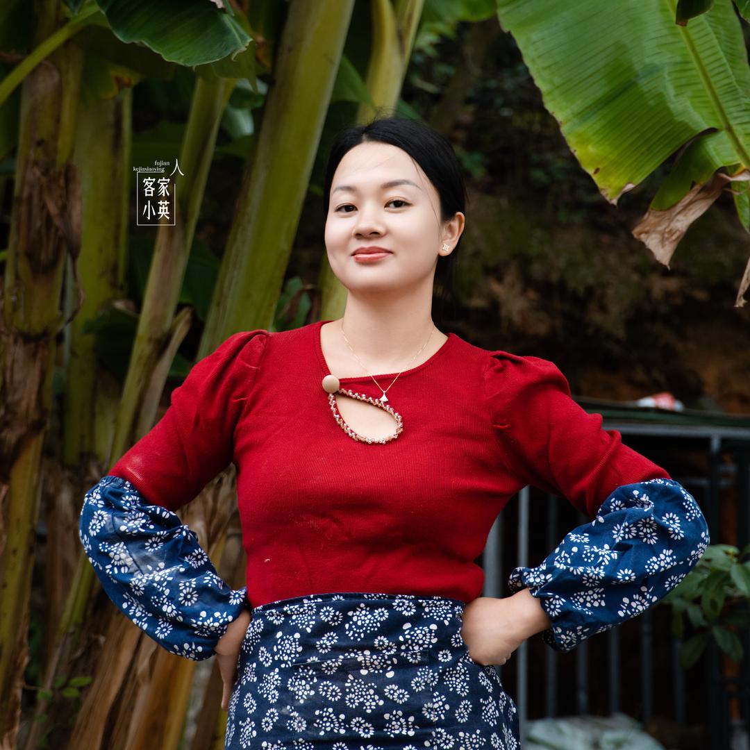 客家小英