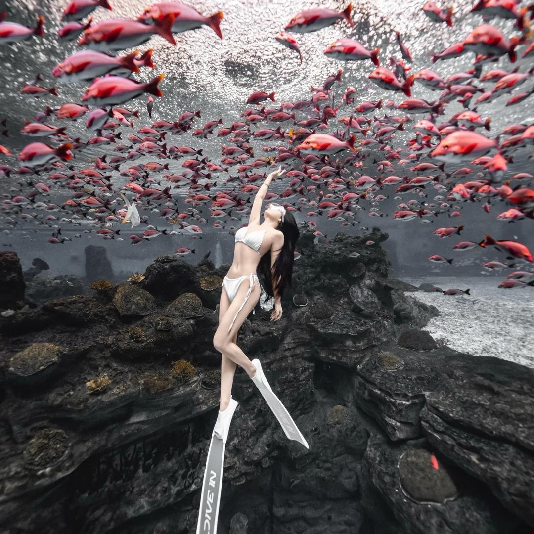 阳光下的泡沫