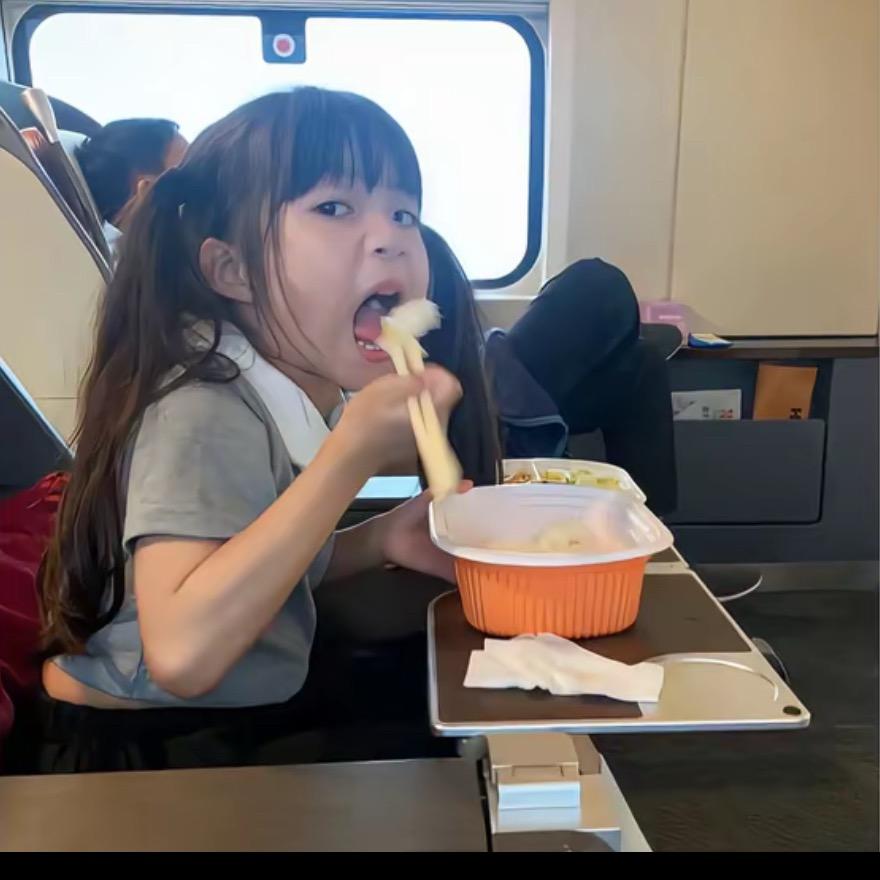 蟹蟹六