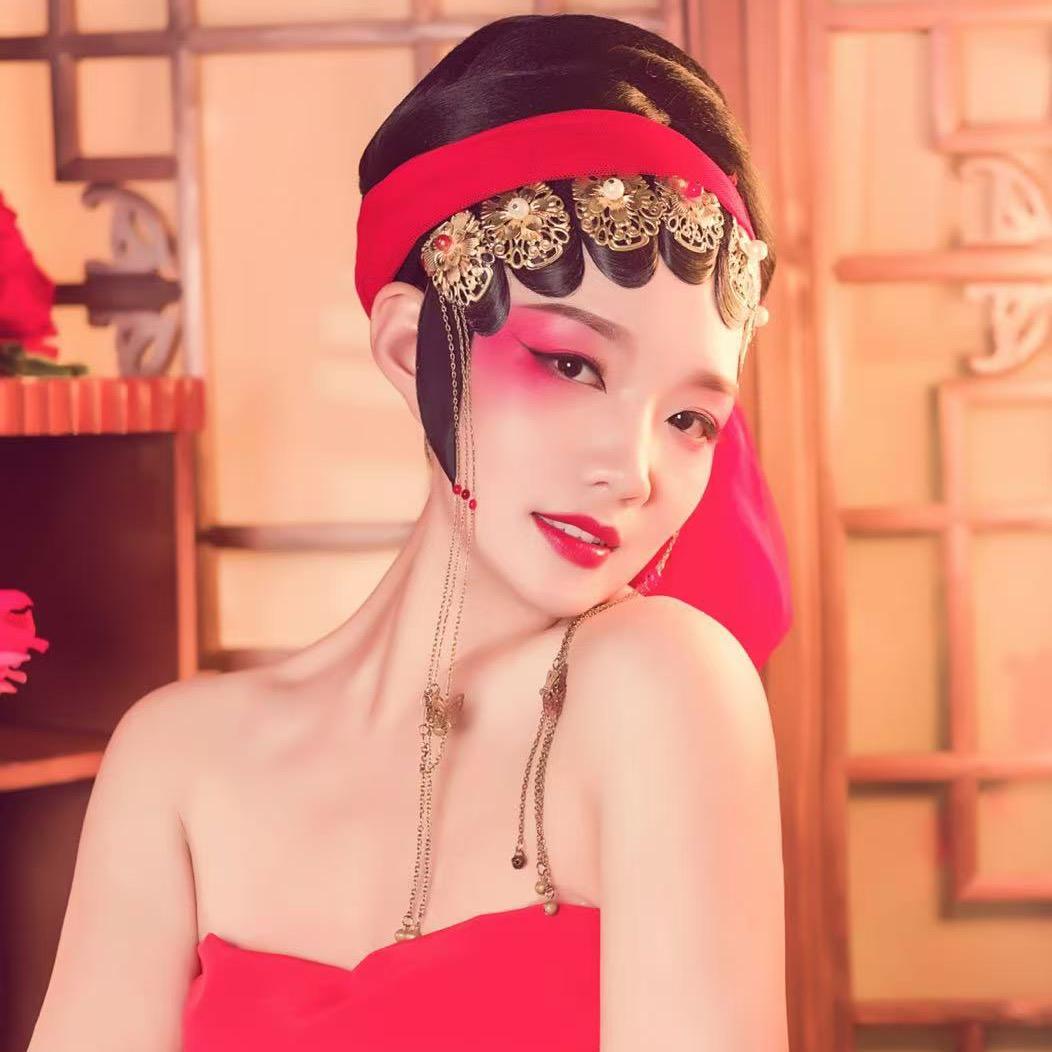 野生小妮子
