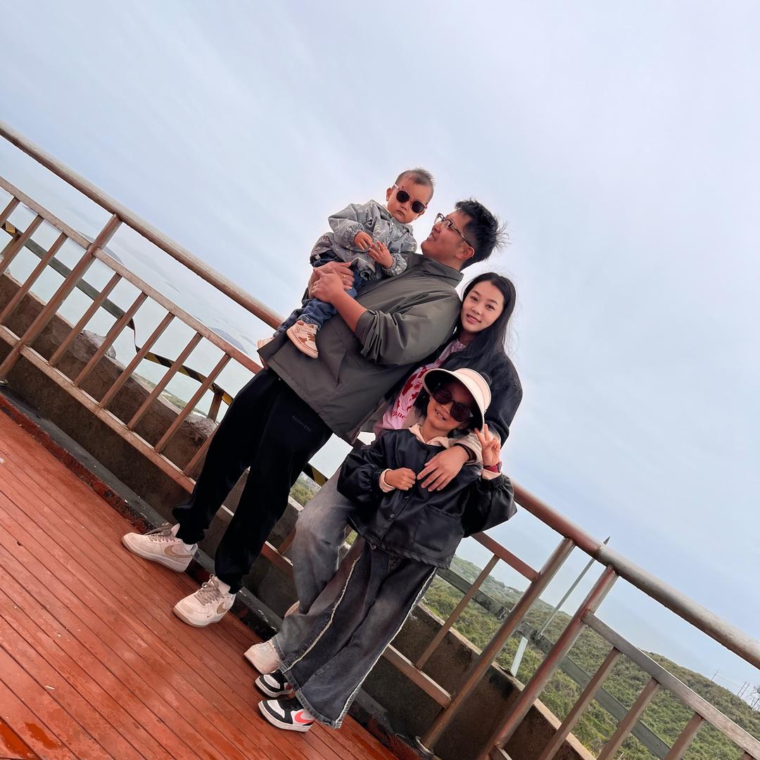 涵涵麻麻💓路边摊鲜货烧烤🍢