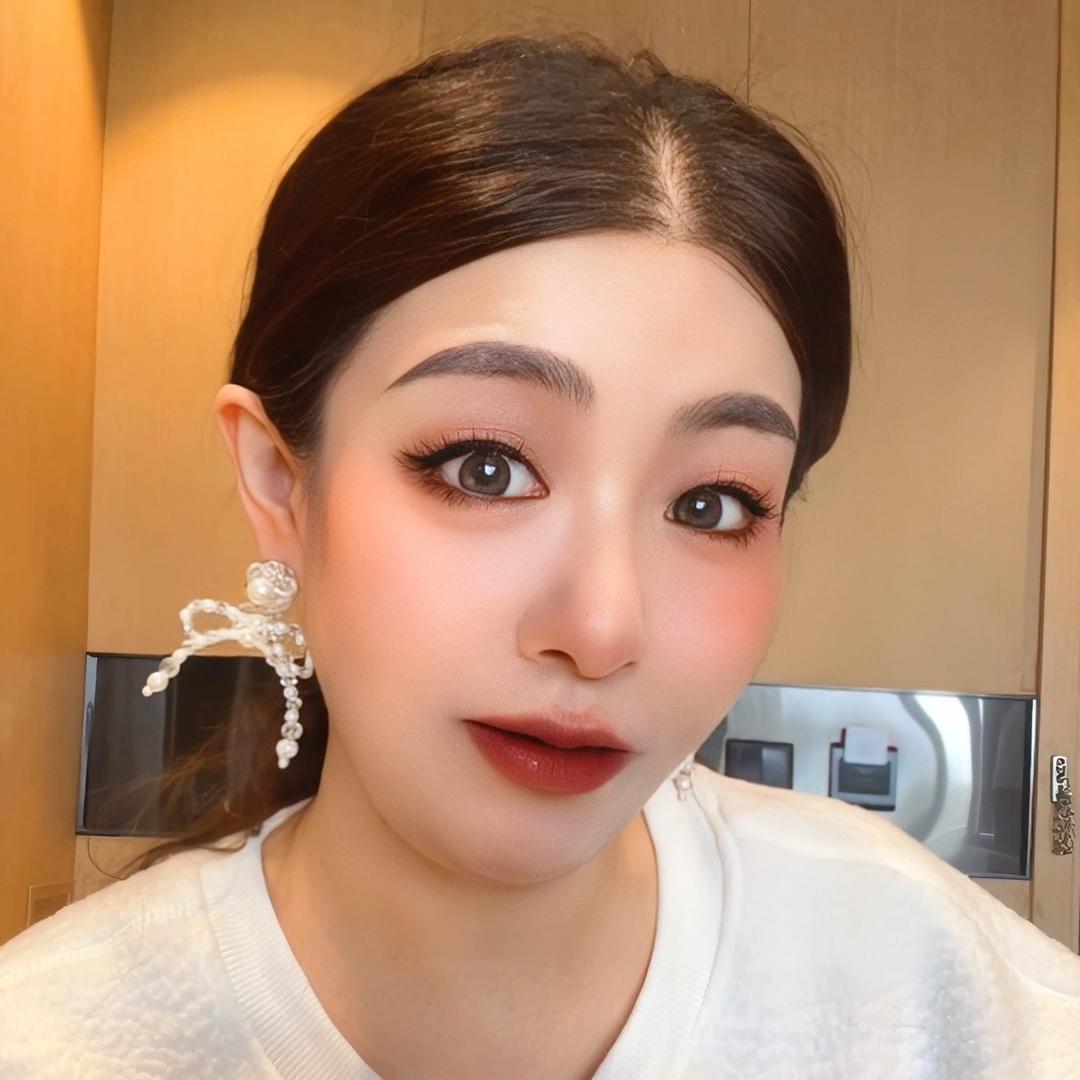 莫纳吉吉
