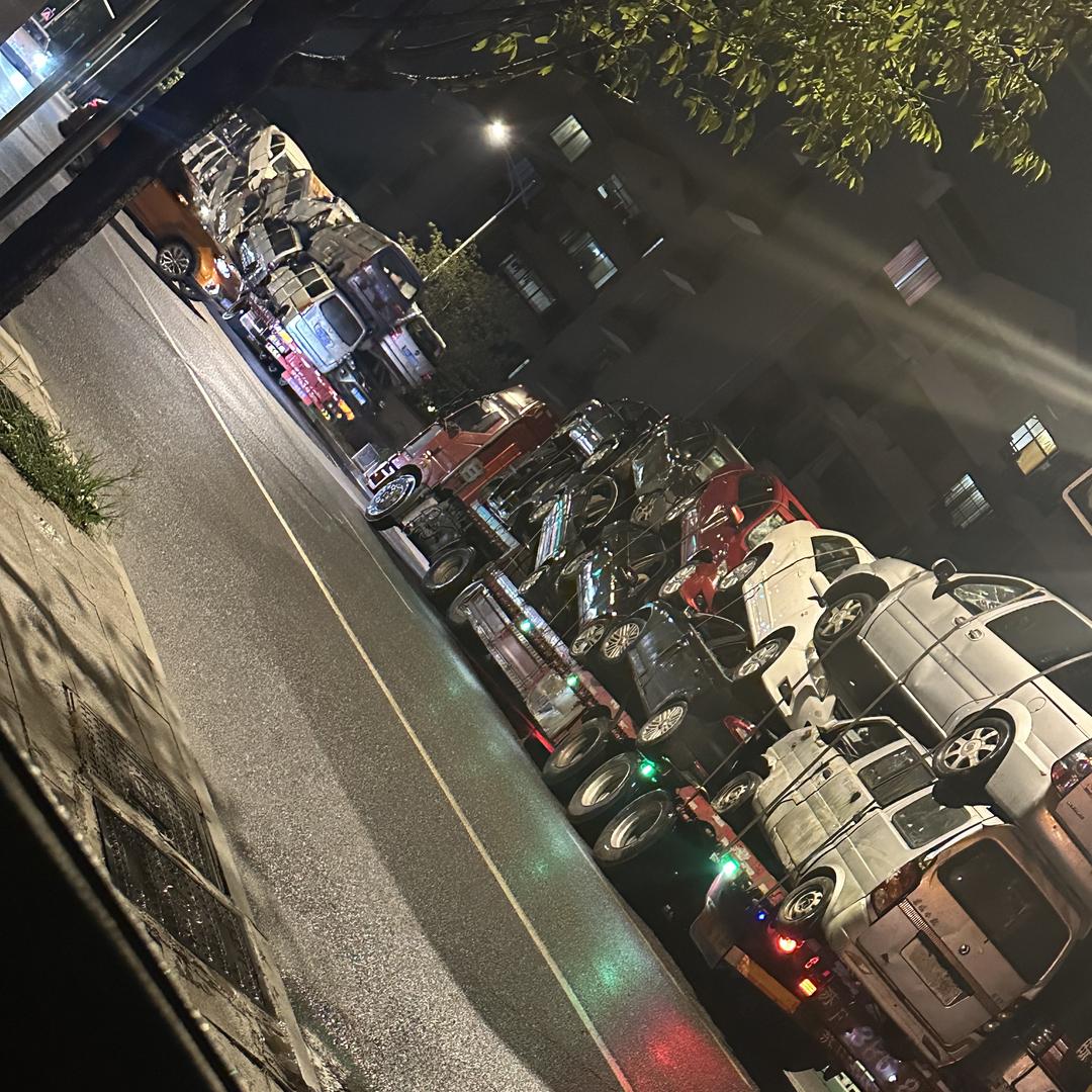 上海阿闫报废车