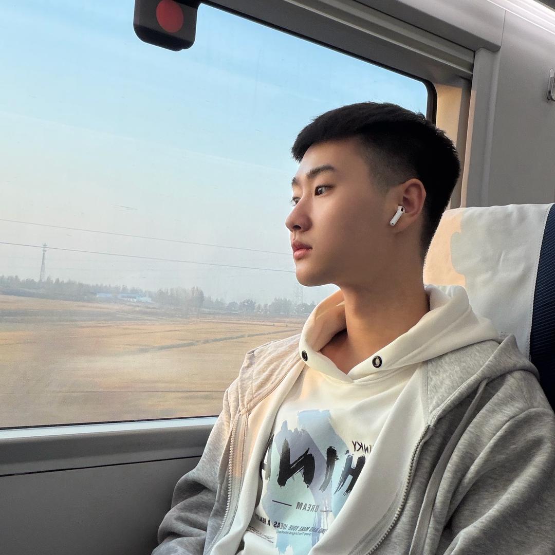 重生之我在酒店前台