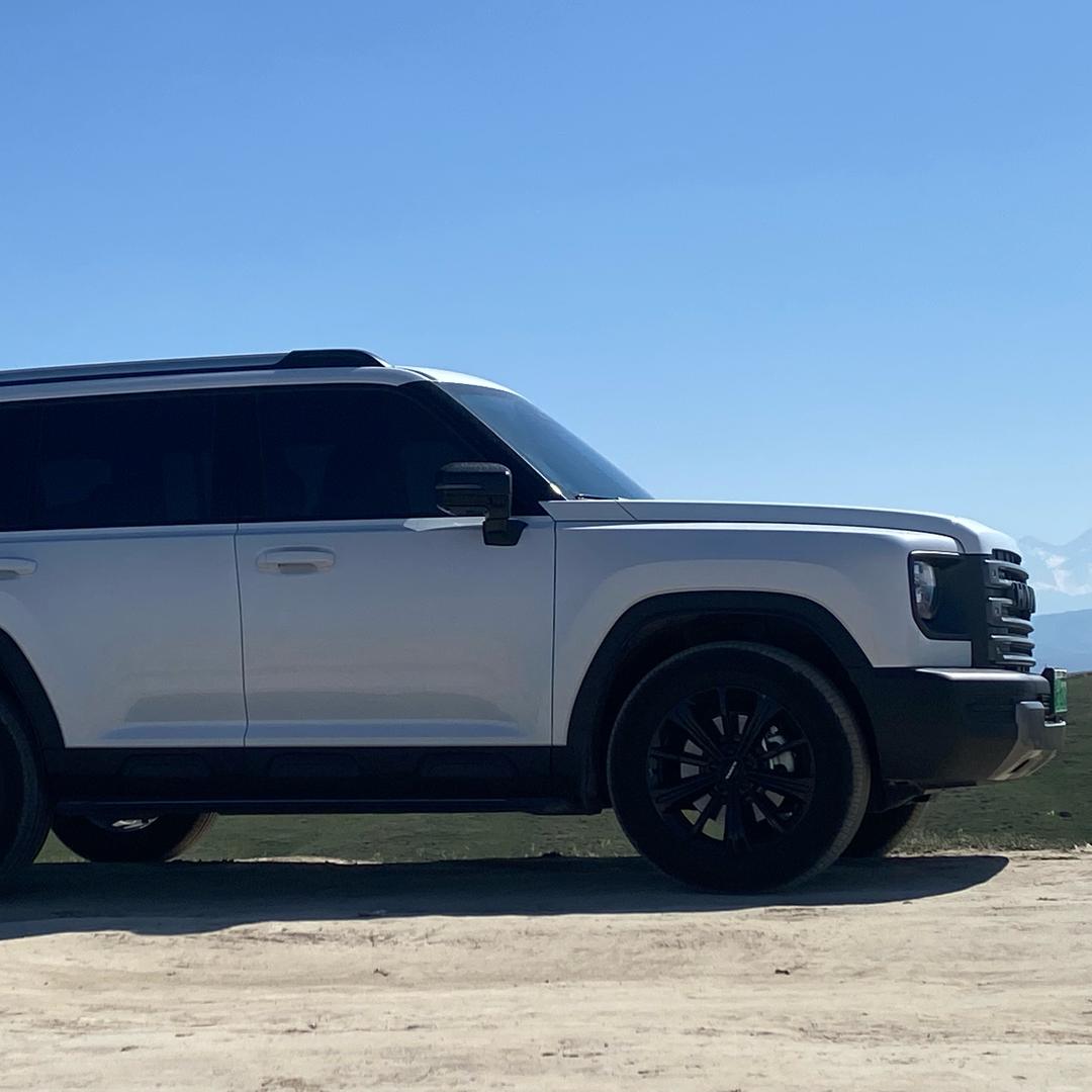 开猛龙的90后小伙