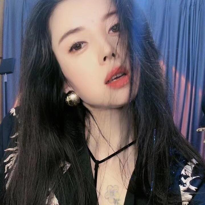 冷美人潮流服饰店