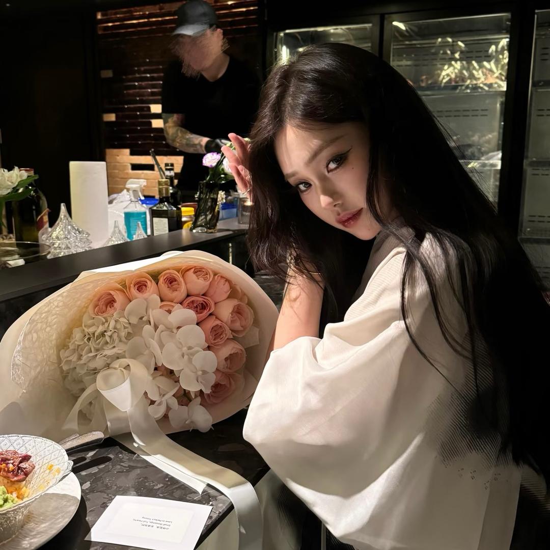 敏敏特穆尔