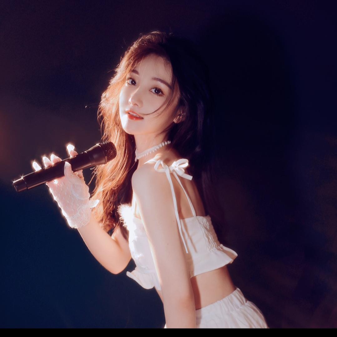 🎸童童🎙吃不饱