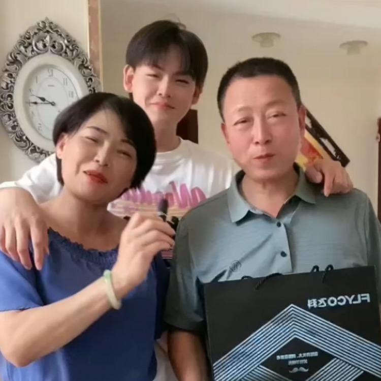 厚德聚福扎西德勒🙏🙏🙏